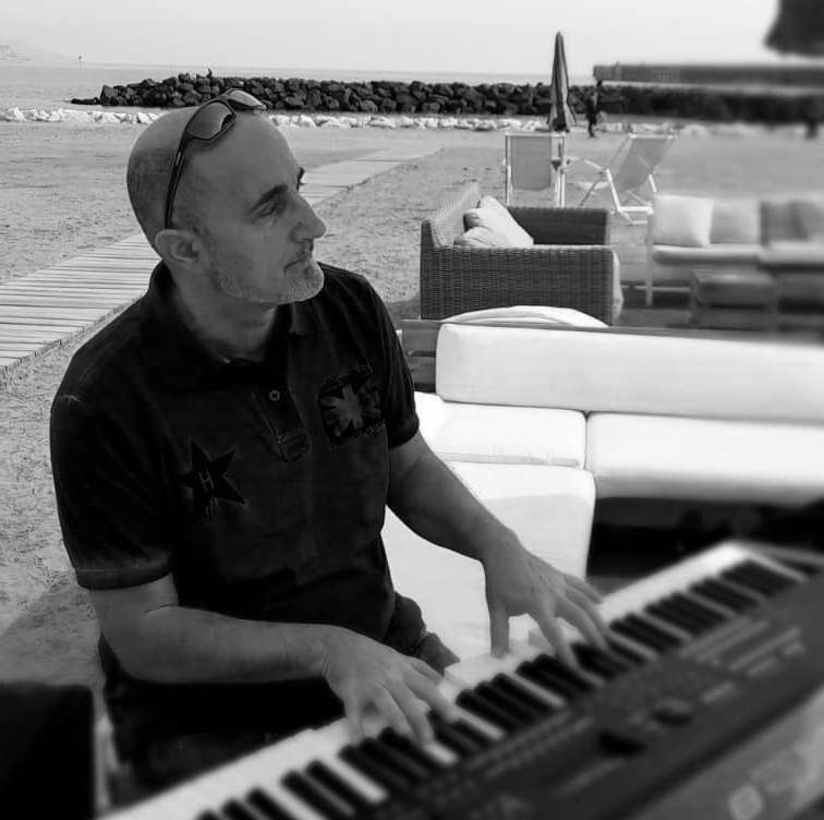 pietro oliviero maestro di pianoforte e tastiere